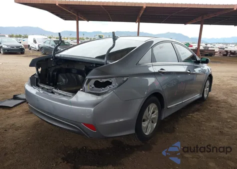 2015 Hyundai Sonata Hybrid z USA, uszkodzony, nr VIN KMHEC4A41FA129224